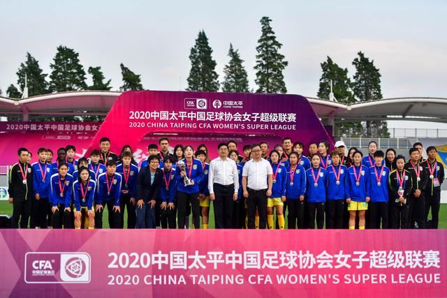 瑞士国脚扎卡里亚：不喜欢踢前锋的中场不是好后卫
